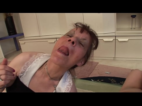 ❤️ Du dapîr û bapîrekî wan sê kes in ❌ Pornoya malê li me ku.makesexnotwar.ru ❌️❤
